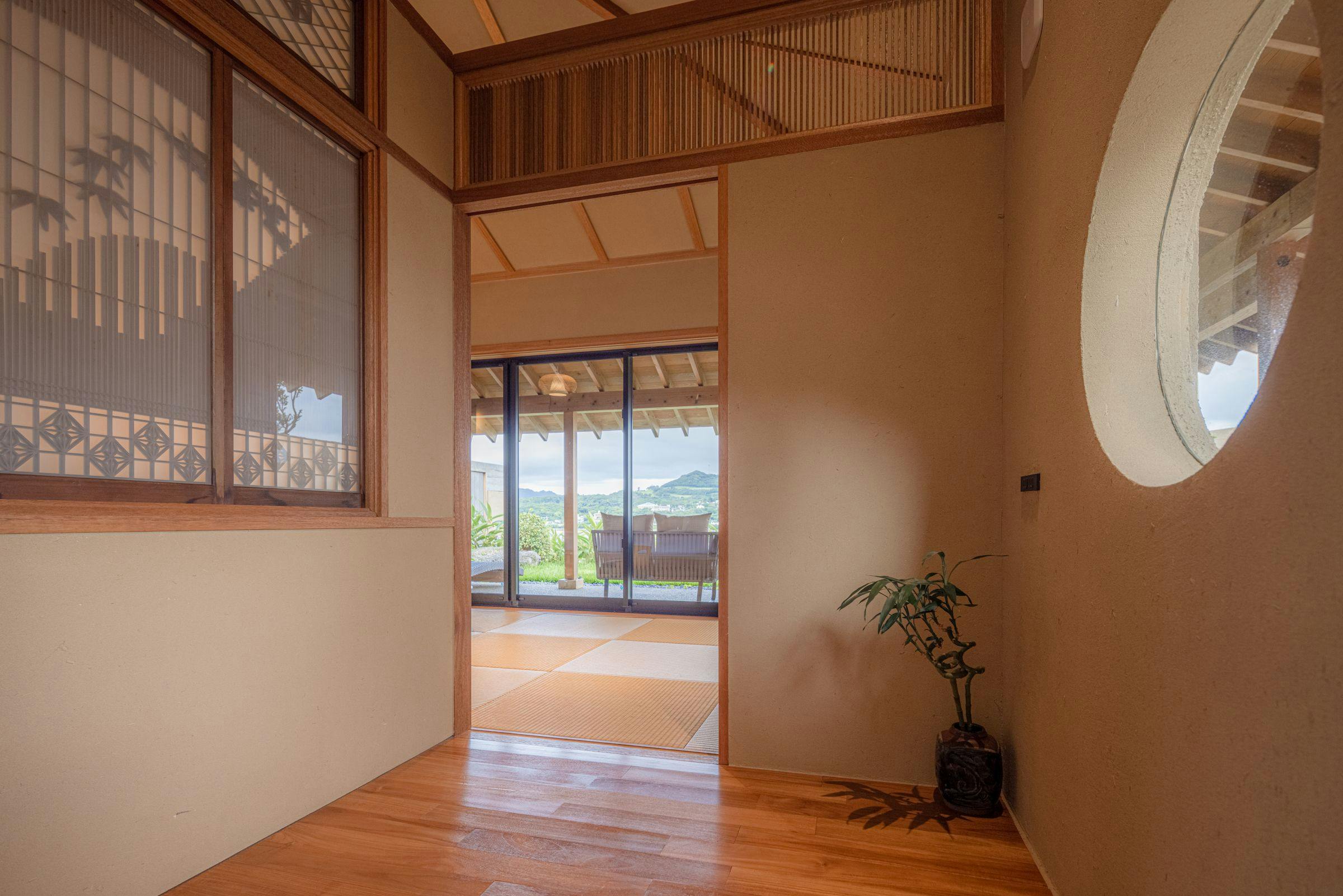 瀬底山水
