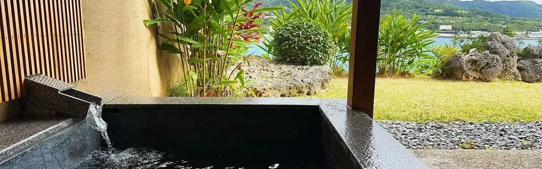 瀬底山水