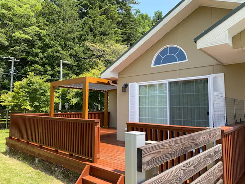 ツグミ棟一部屋根付きデッキ