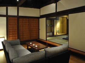 【島根県益田・津和野の貸し別荘・コテージ・ログハウス】津和野町家ステイ戎丁