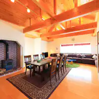 薪ストーブがあるので冬は暖かです