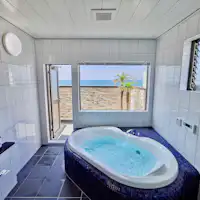 海が見えるジャグジーバス