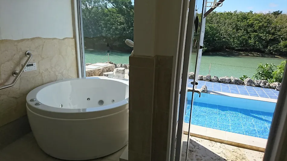 Lagoon Villa Ryusei