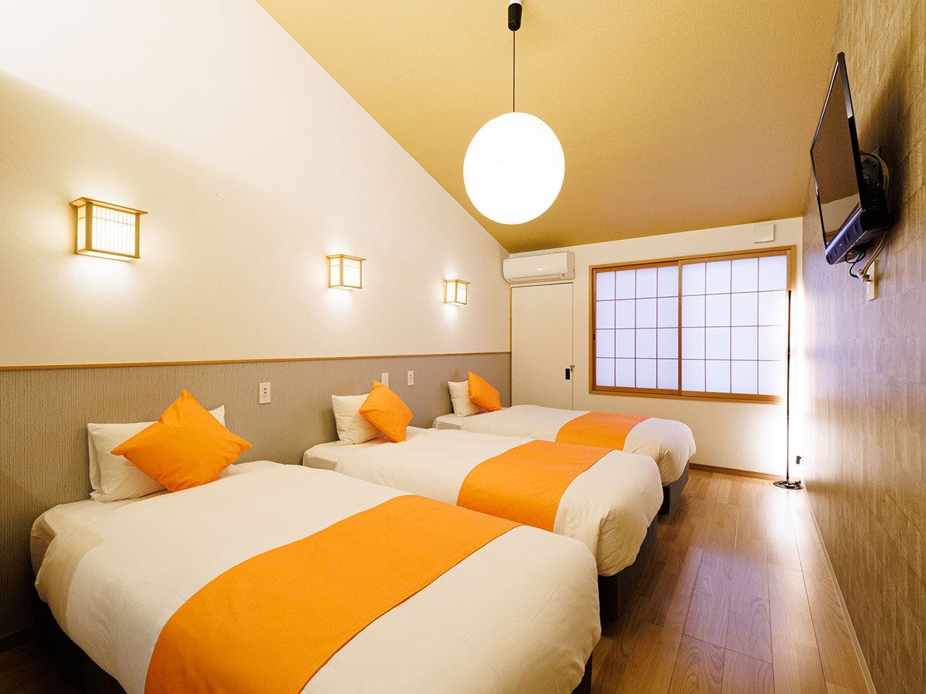 ห้องนอน "โมมิจิ"