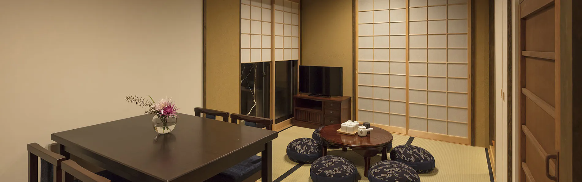町家ヴィラ 祇園白川(THE MACHIYA VILLA 三条しらかわ小路)