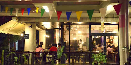 トリップショットホテルズ・レッド&ブラック