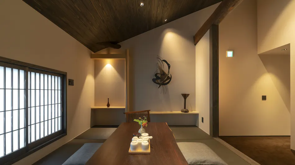 Hinaya Gojo <Machiya Townhouse Rental>
