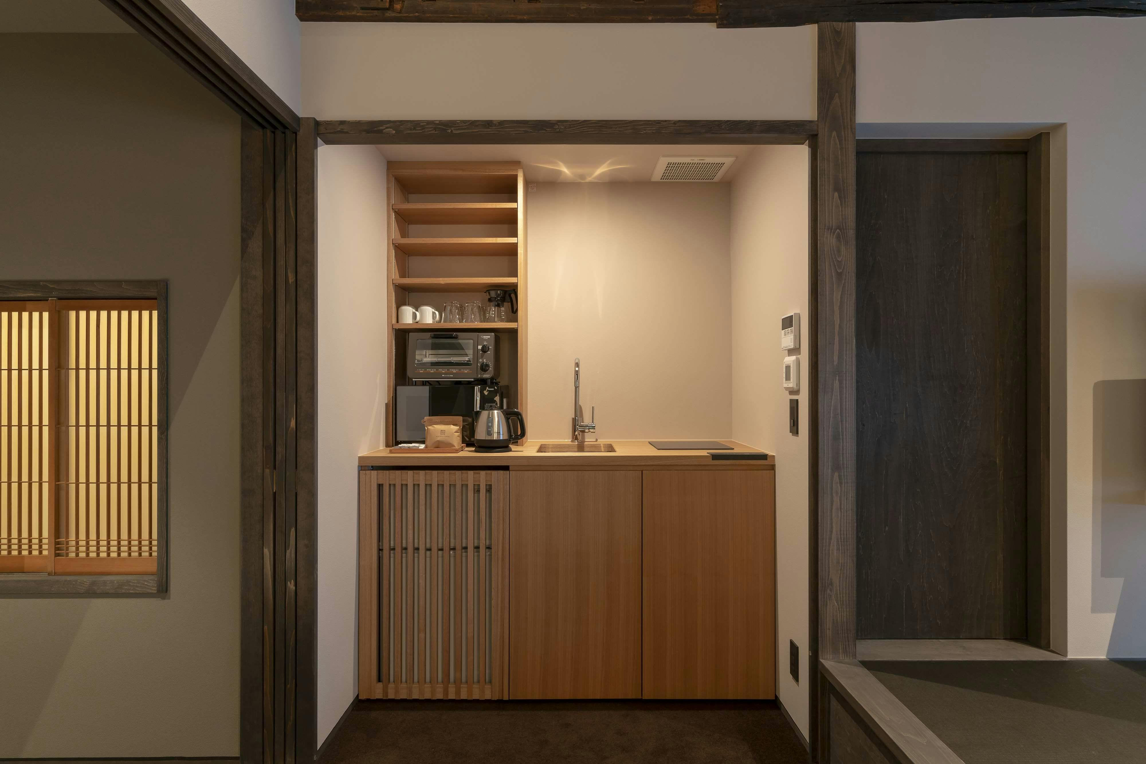 Hinaya Gojo <Machiya Townhouse Rental>