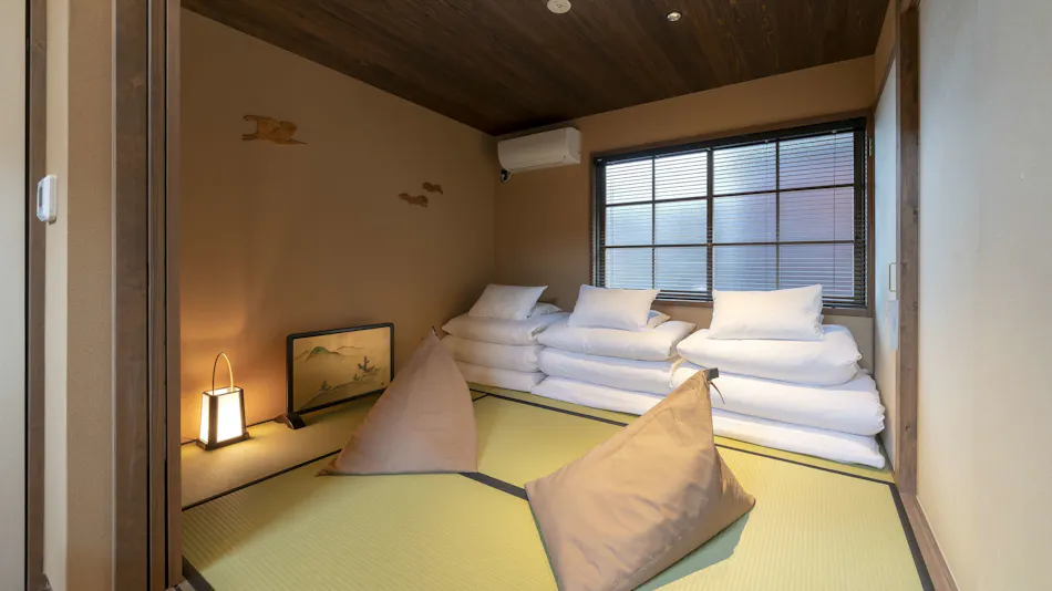 Hinaya Gojo <Machiya Townhouse Rental>