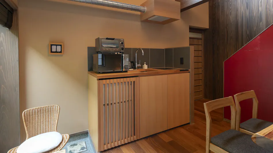 Hinaya Gojo <Machiya Townhouse Rental>
