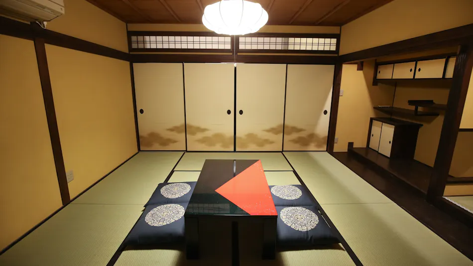 Tamami Inn by the Kamo River in Kyoto