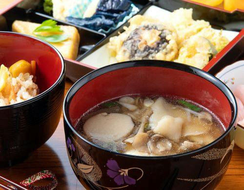 地元のお母さんと作る郷土料理「はっと汁」