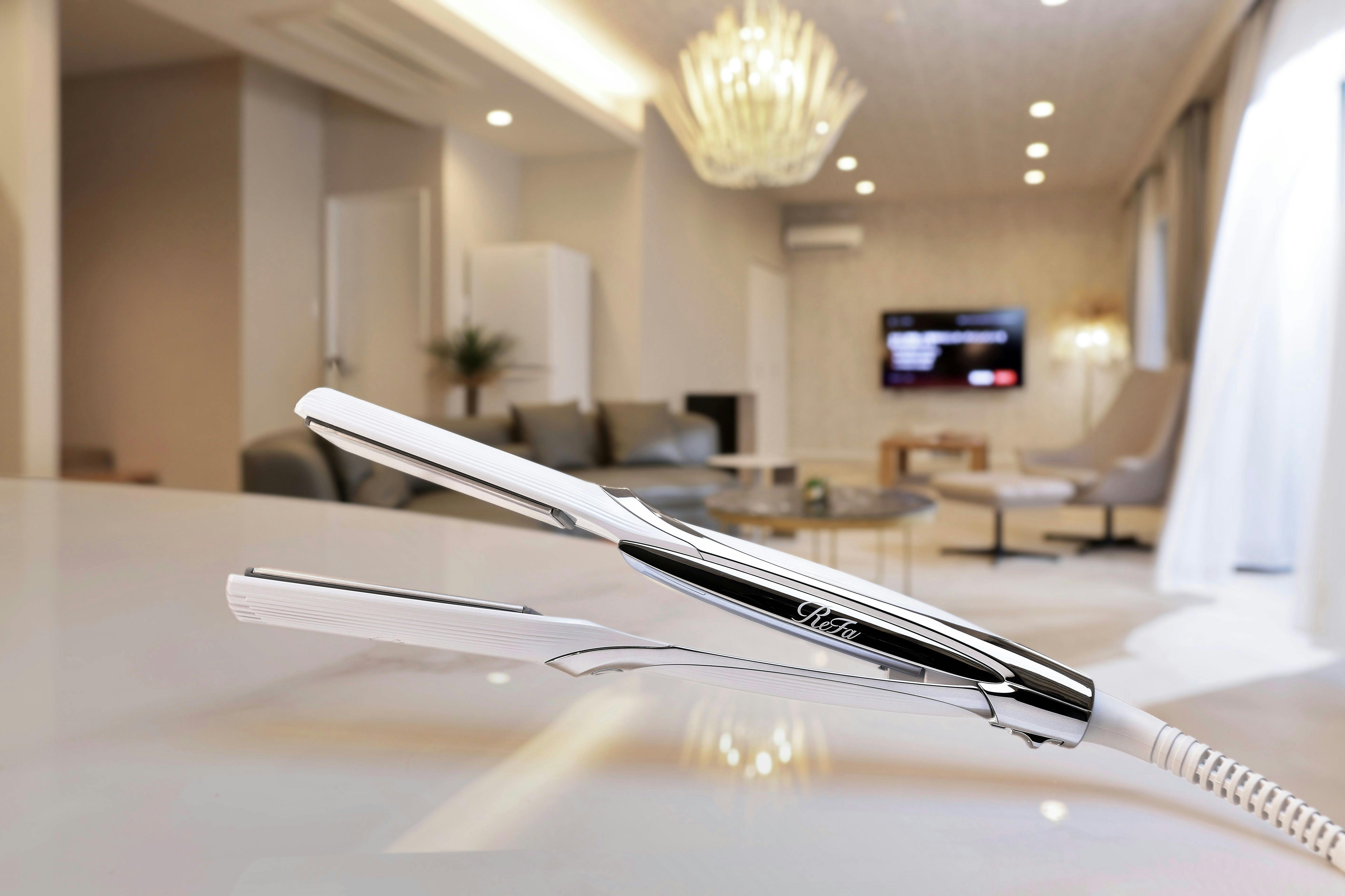 ReFa STRAIGHT IRON PRO