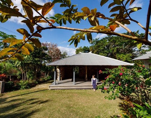 サンゴ石小屋のある宿