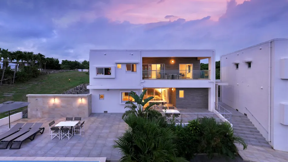 Crystal Villa IMGYA