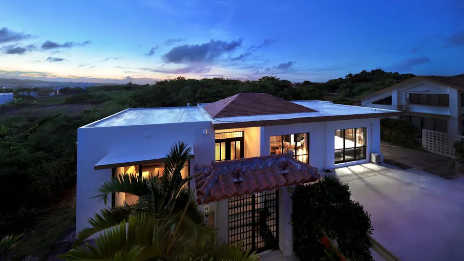 Crystal Villa IMGYA