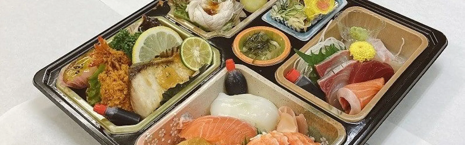 Yamasaki Ryokan Q 中門前屋(山崎旅館Q)