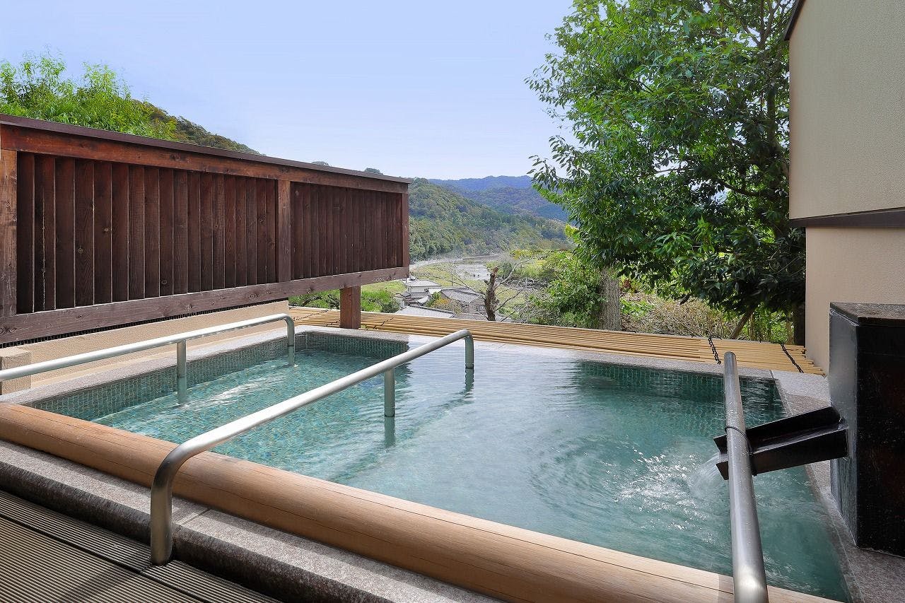 Yamasaki　Ryokan　Q　中門前屋（山崎旅館Q）