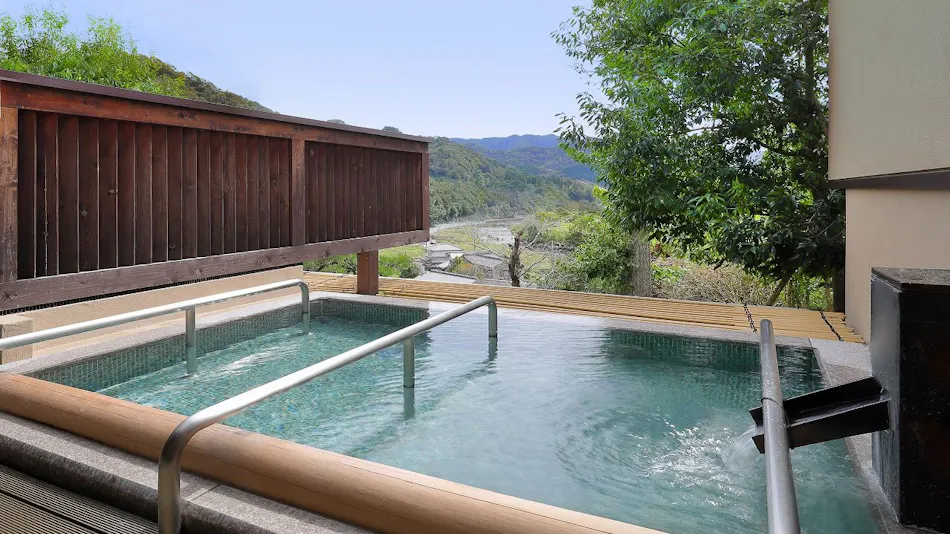 Yamasaki Ryokan Q Chumonmae-ya (Yamasaki Inn Q)