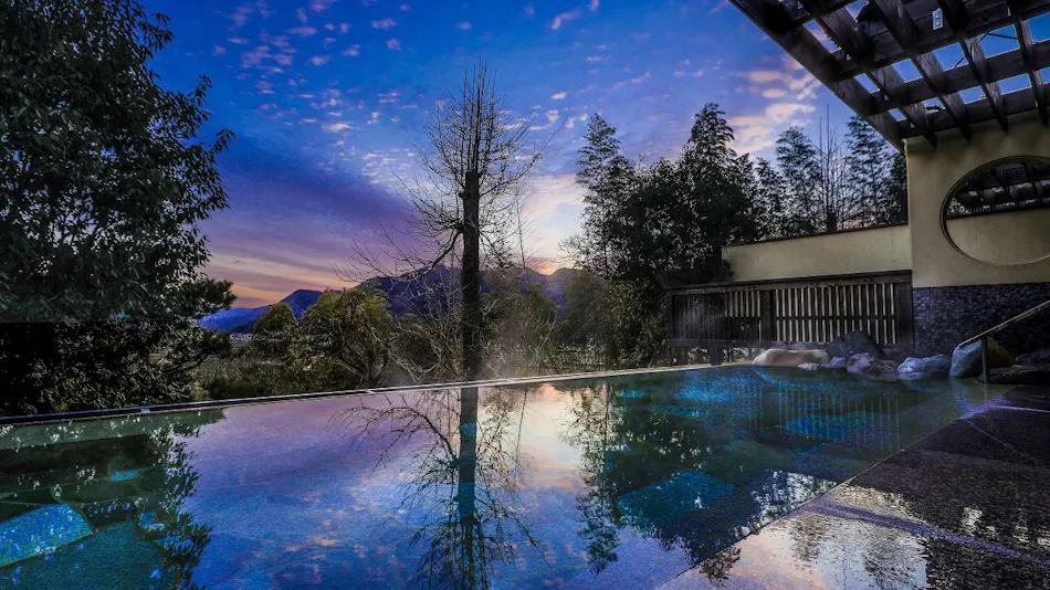 Yamasaki Ryokan Q Chumonmae-ya (Yamasaki Inn Q)