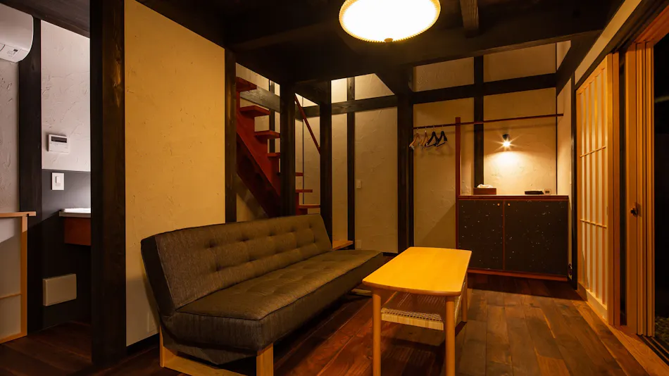 CASA WATARI KUWANA