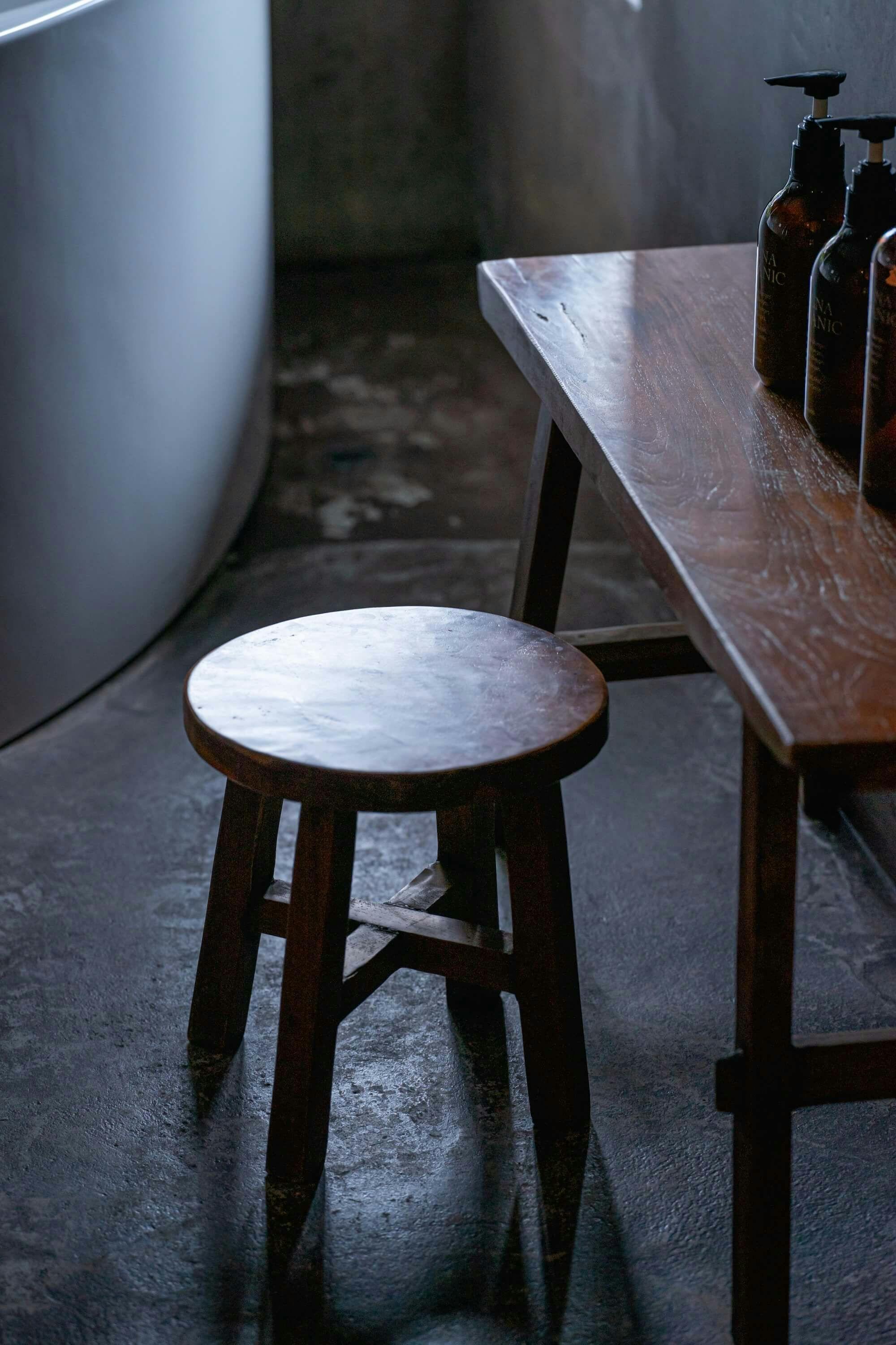 お子様が腰掛けられる様に