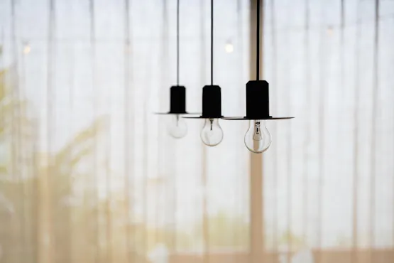 ペンダントライト、昼間も美しい