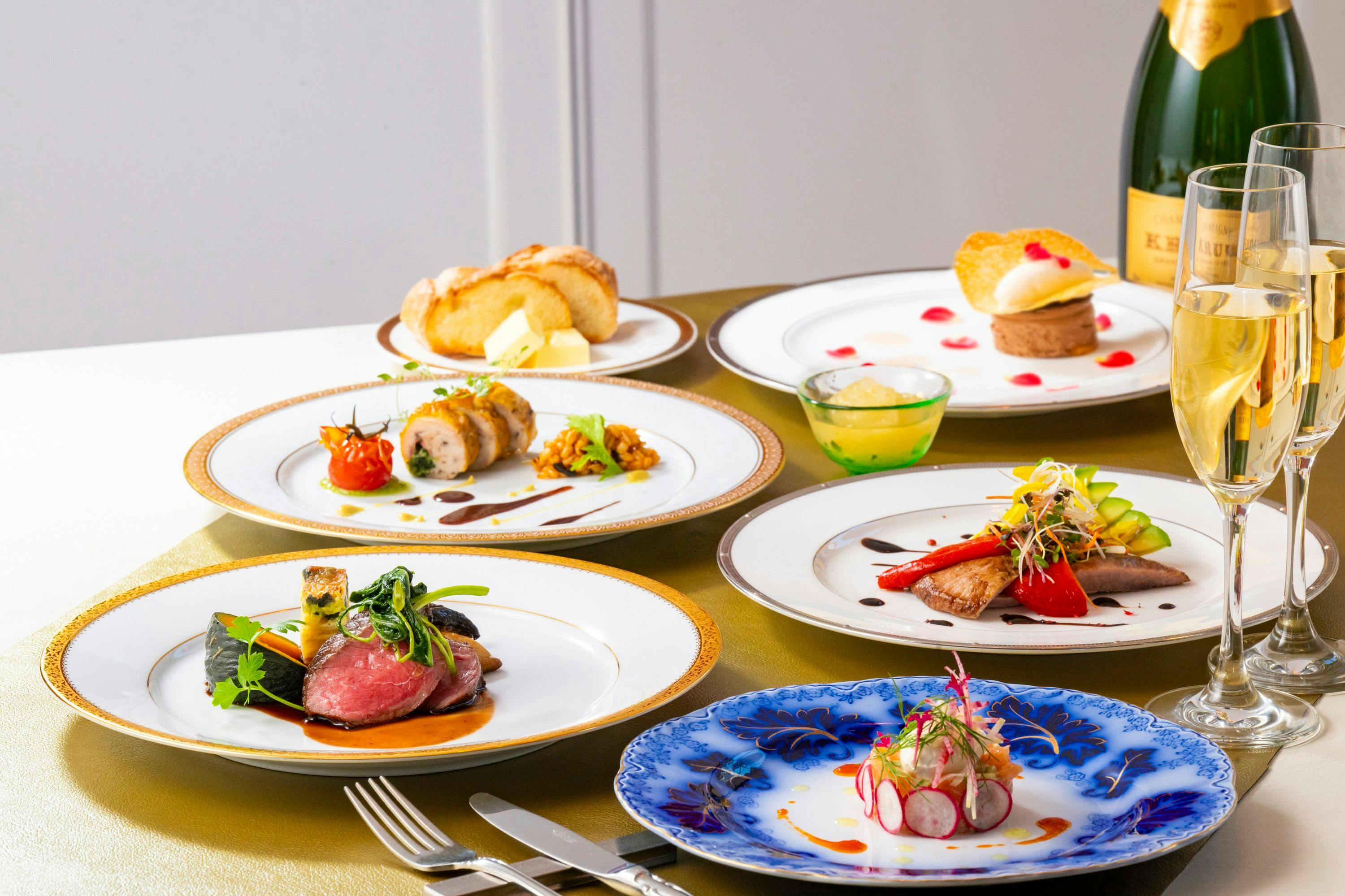 水上で愉しむプライベートディナー