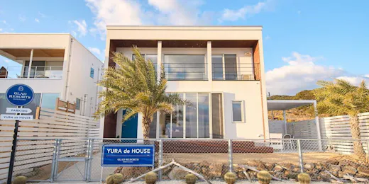 YURA de HOUSE