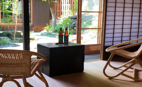 Meigetsuan_ระเบียงและเบียร์ท้องถิ่นหรือสาเกท้องถิ่น