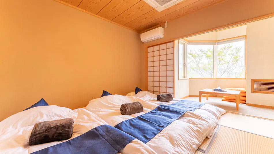 Noёl HAKONE GENSEN