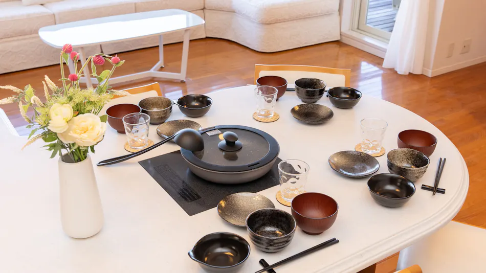 Noёl HAKONE GENSEN