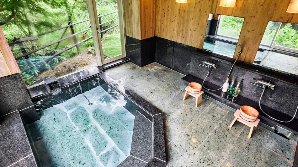 Noёl HAKONE GENSEN