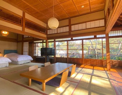 1F 寝室とリビング