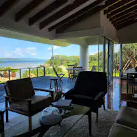 ห้องนั่งเล่นและห้องรับประทานอาหาร