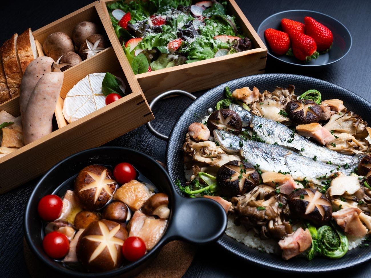 駿河軍鶏とあまご　山のパエリア