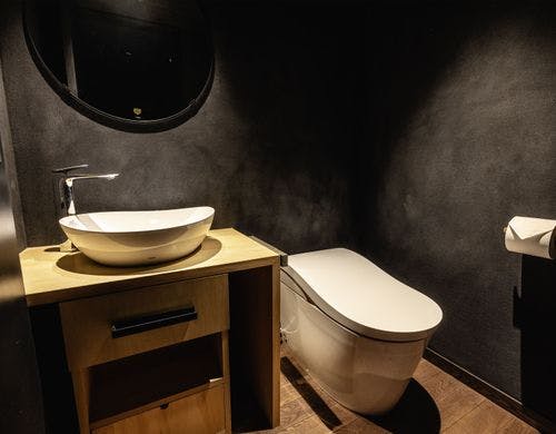 本庵・風呂蔵の付属トイレ