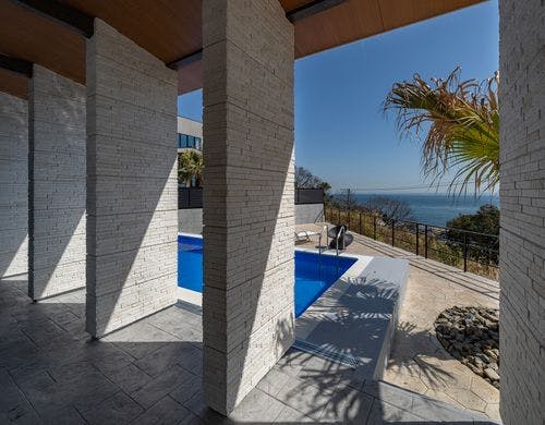 Biancoの1階テラス