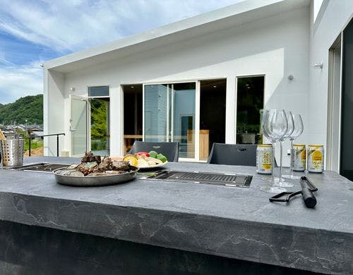 ウッドデッキでBBQ