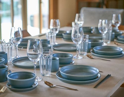 食器やカトラリー各種