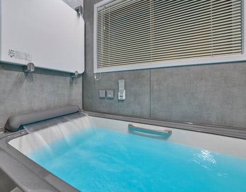 肩から出るお湯で心身ともにリラックス