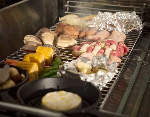 BBQグリルを使って豪快に