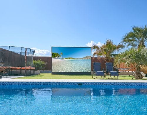 ２００インチのLEDモニター