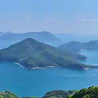 紫雲出山(しうでやま)まで、車で約15分