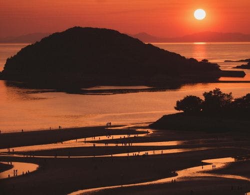 父母ヶ浜（ちちぶがはま）の有形 車で約4分