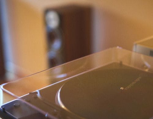 讃岐緑想 アナログレコードプレイヤー