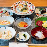 MAWARU料理長オススメ「瀬戸の地魚懐石」