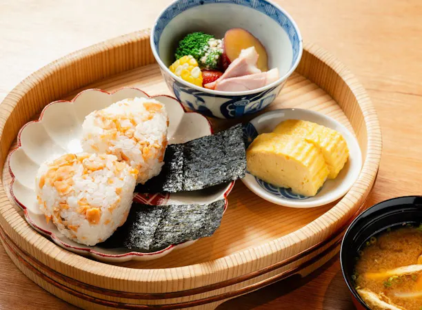 お子さま朝食おにぎりセット