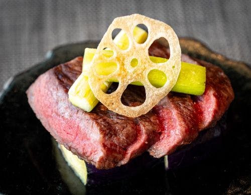 オリーブ牛付き瀬戸の特選地魚懐石「焼き物」