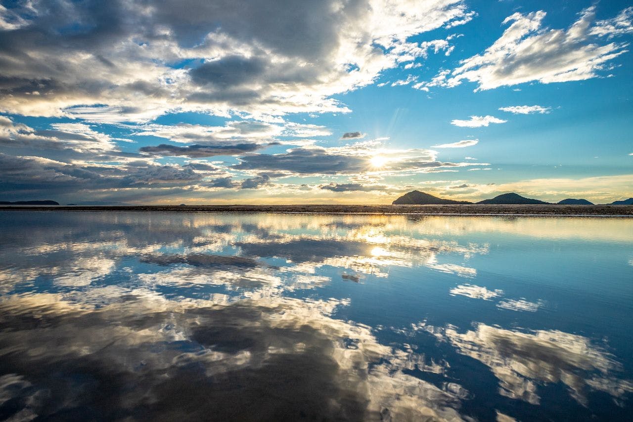 NIPPONIA 仁尾 水鏡の町 父母ヶ浜
